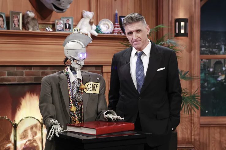 Craig Ferguson with Geoff Peterson (CBS)